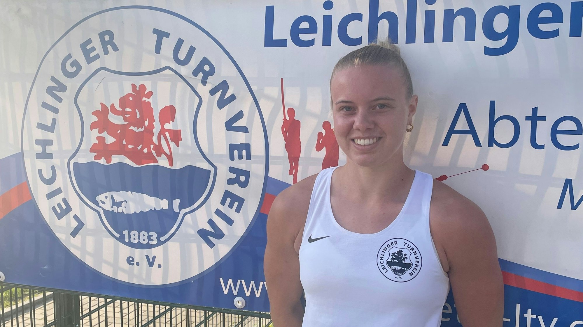 Stabhochspringerin Maja Bertling