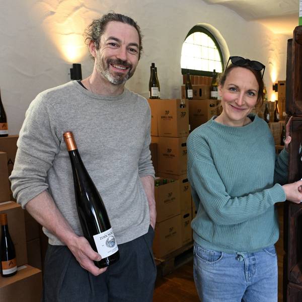 Das Foto zeigt Leonie Culmann und Joscha Strasser