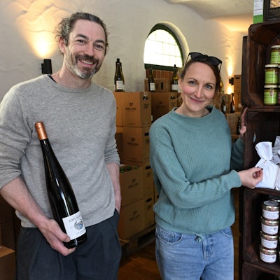Das Foto zeigt Leonie Culmann und Joscha Strasser