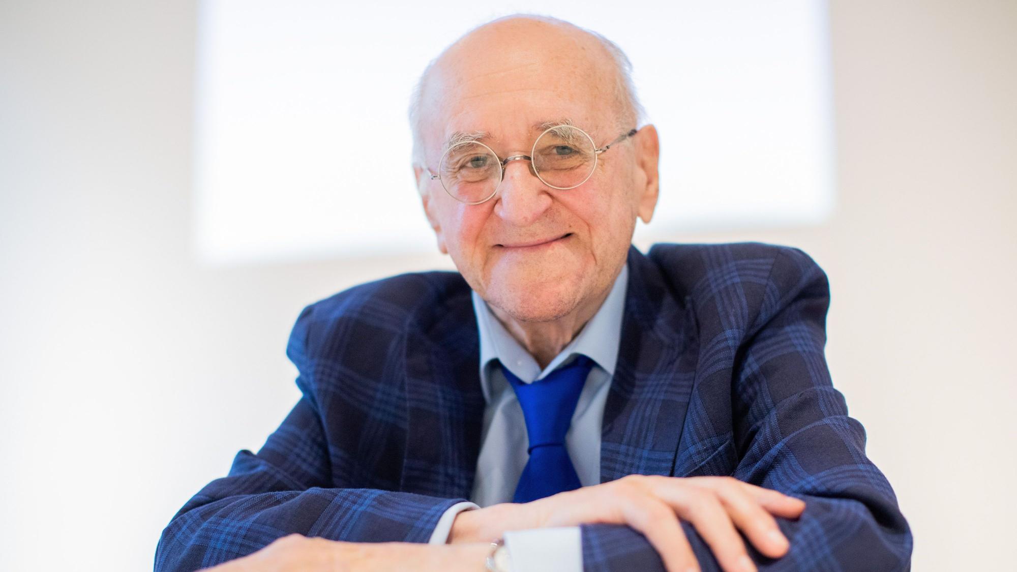Moderator Alfred Biolek