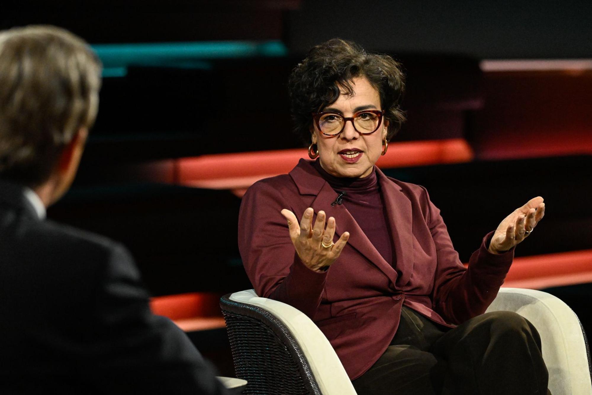 Journalistin Mariam Lau berichtete bei Lanz von einer Stimmung innerhalb der Bundesregierung, die sie so noch nie erlebt habe. (Bild: ZDF/ Markus Hertrich)