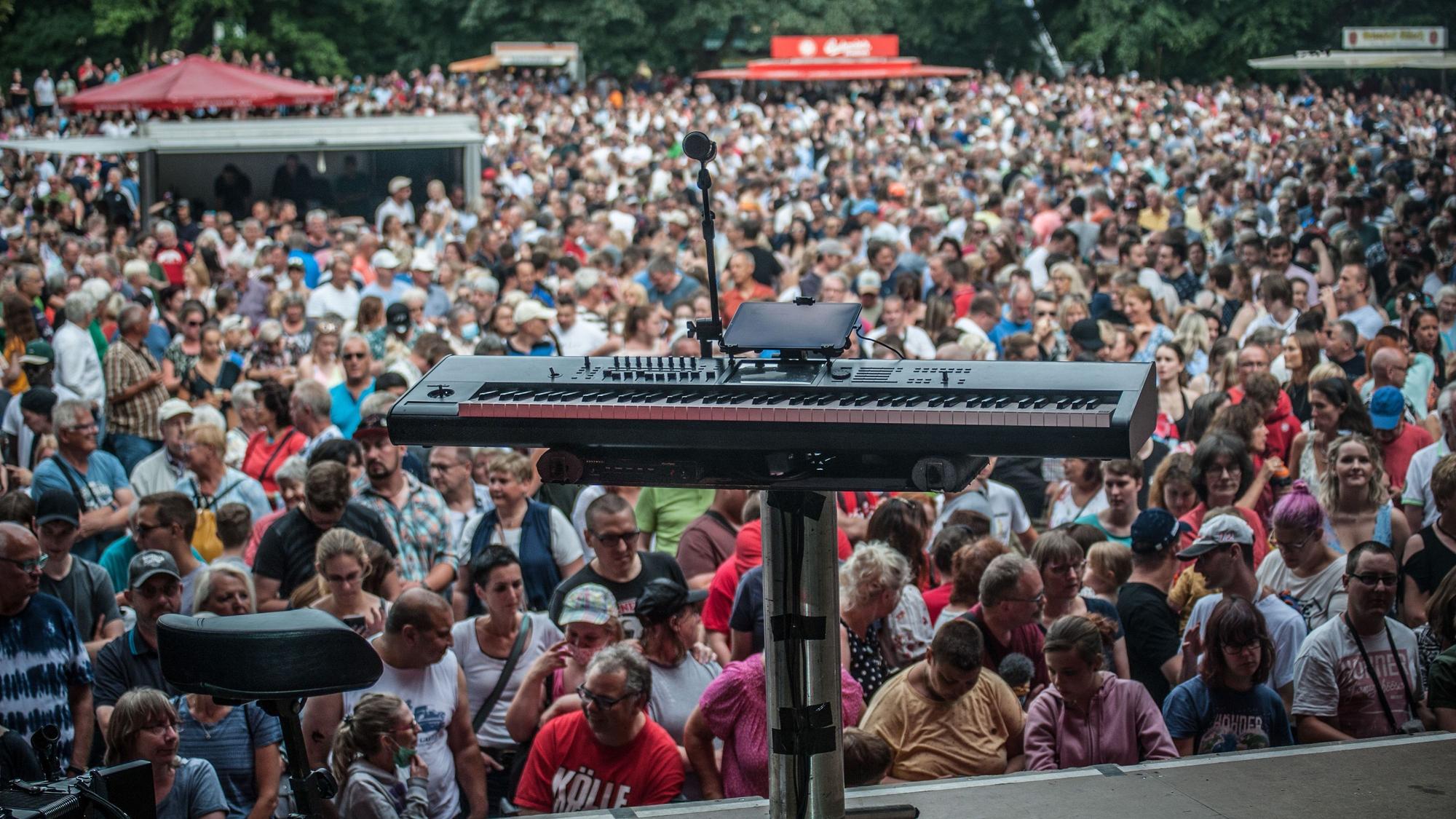 Schlebuscher Schützen- und Volksfest: Henning Krautmachers letzter Auftritt im Wuppermannpark. Foto: Ralf Krieger