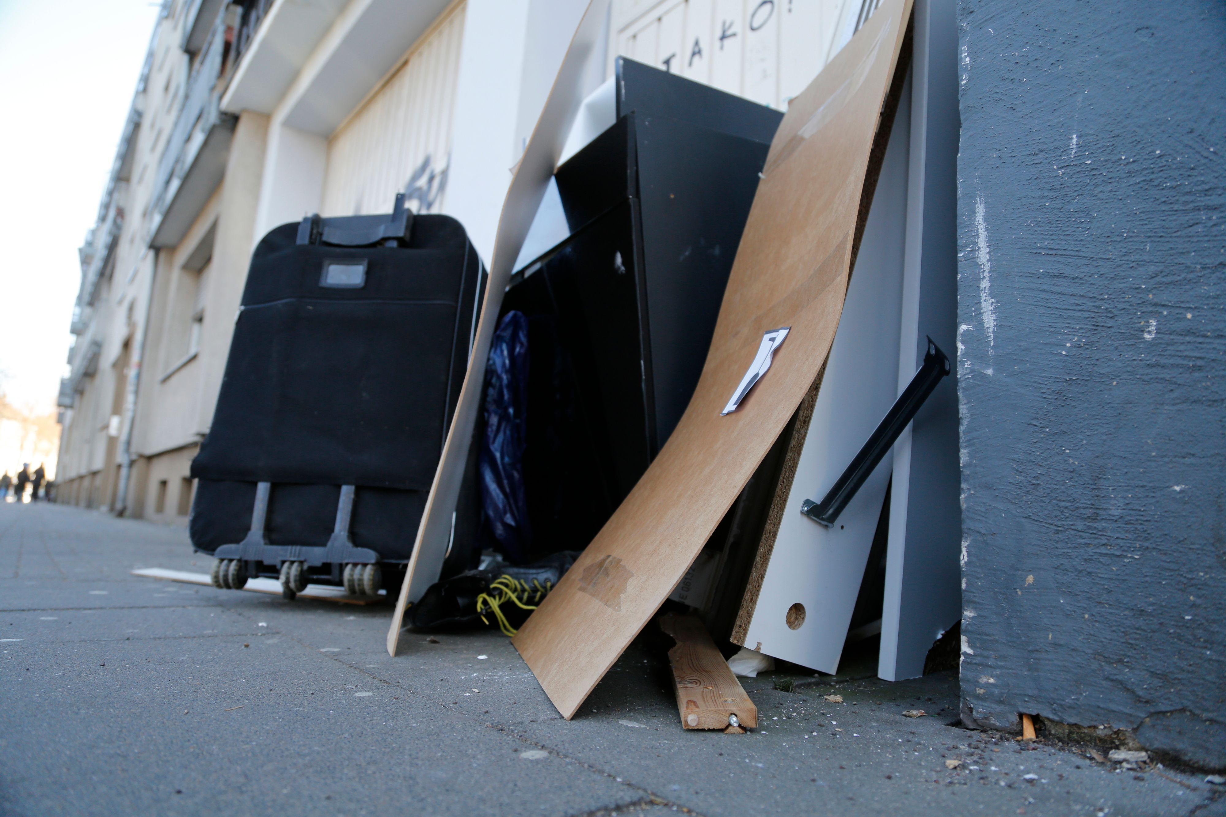 Illegale Müllentsorgung ist ein großes Ärgernis. Die Täter kommen oft unerkannt davon. Die Gebührenzahler müssen für die Entsorgung des Unrats aufkommen.