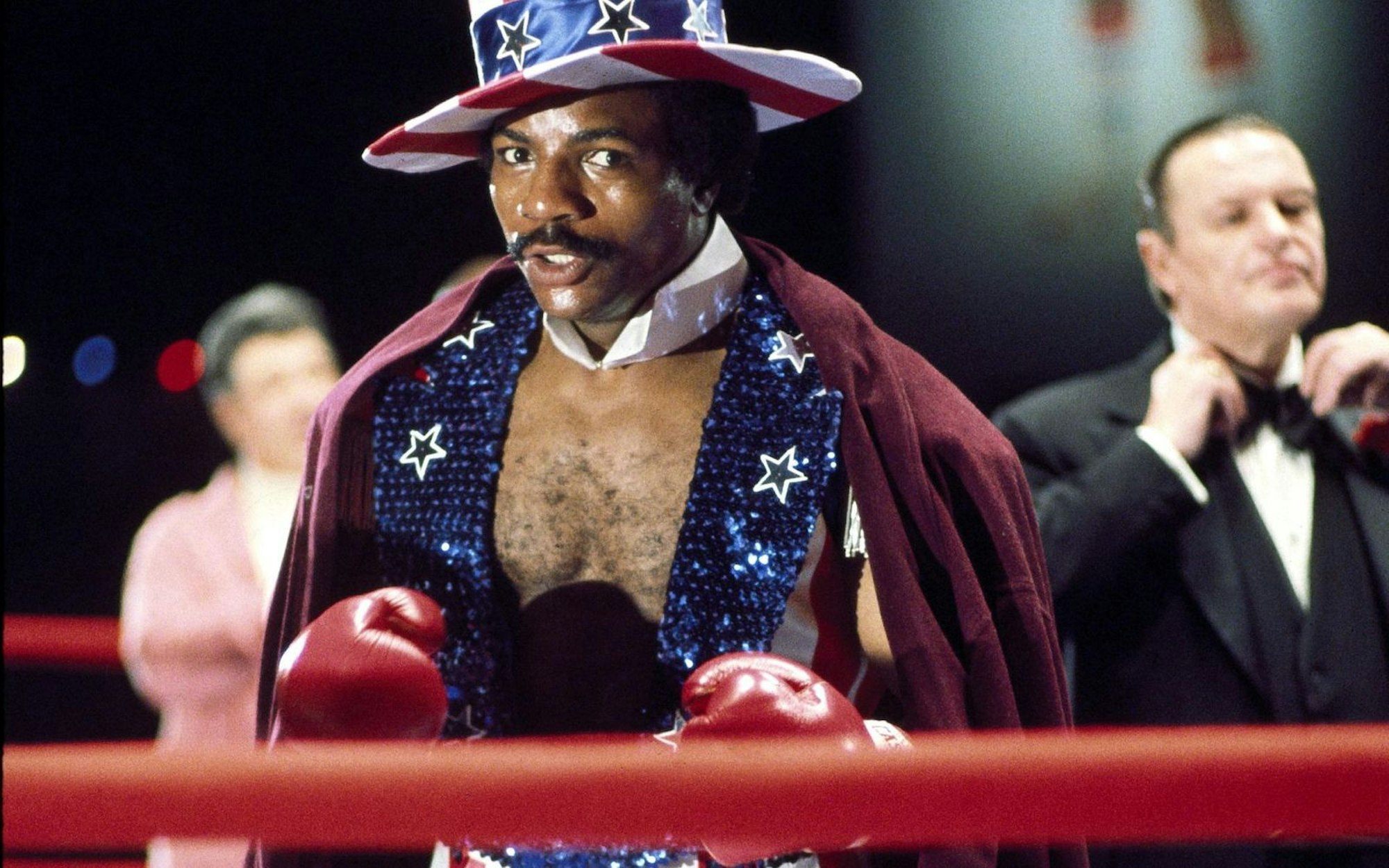 Mit der erbitterten Gegenwehr des Underdogs Rocky Balboa hat Weltmeister Apollo Creed (Carl Weathers) nicht gerechnet. (Bild: © Metro-Goldwyn-Mayer Studios Inc. All Rights Reserved.)