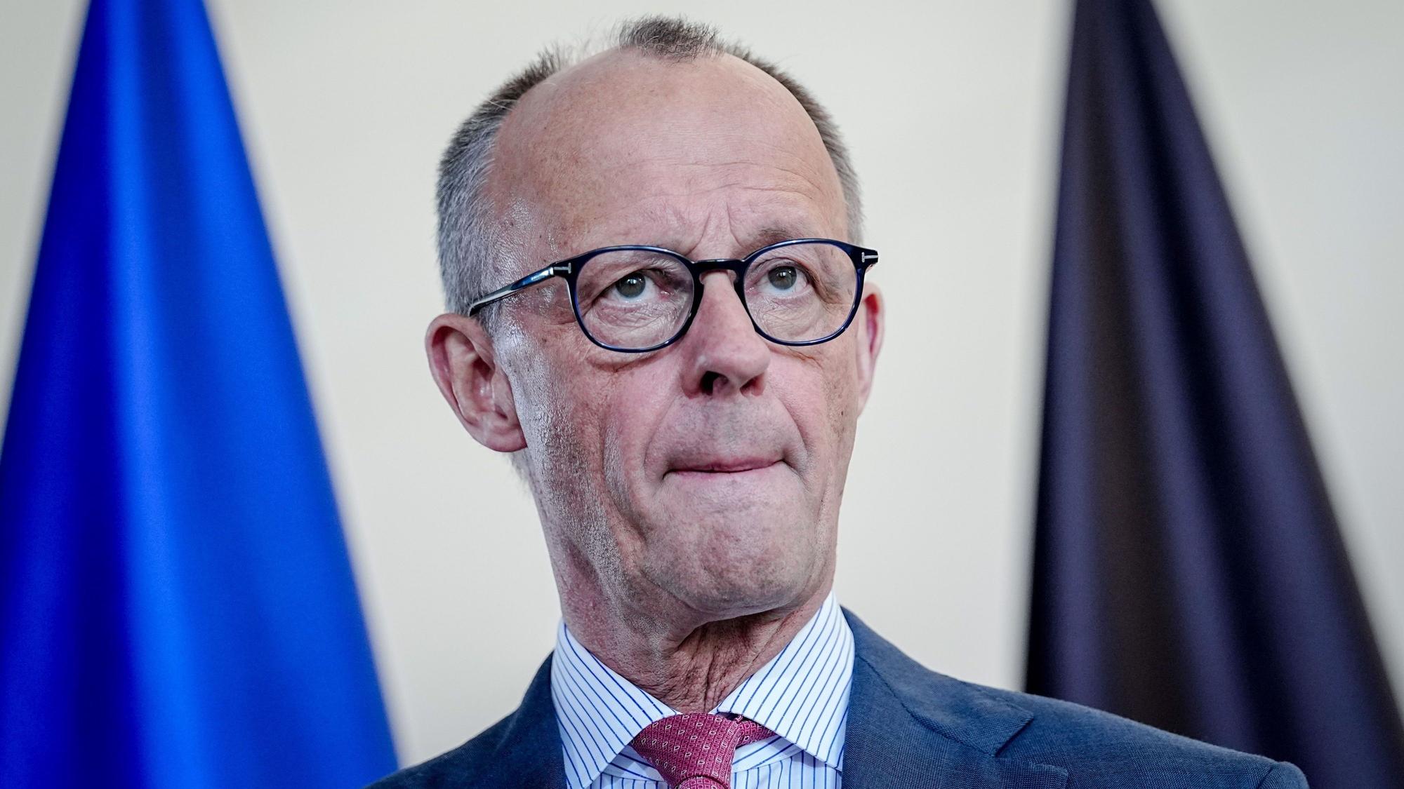 Bundeskanzler Friedrich Merz (CDU) bei einem Pressestatement.