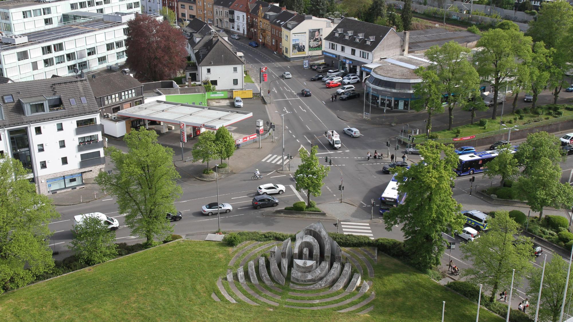 Baustellenplanung für Siegburg: Blick vom Kreishaus auf den Kaiser-Wilhelm-Platz vor dem Kreishaus
