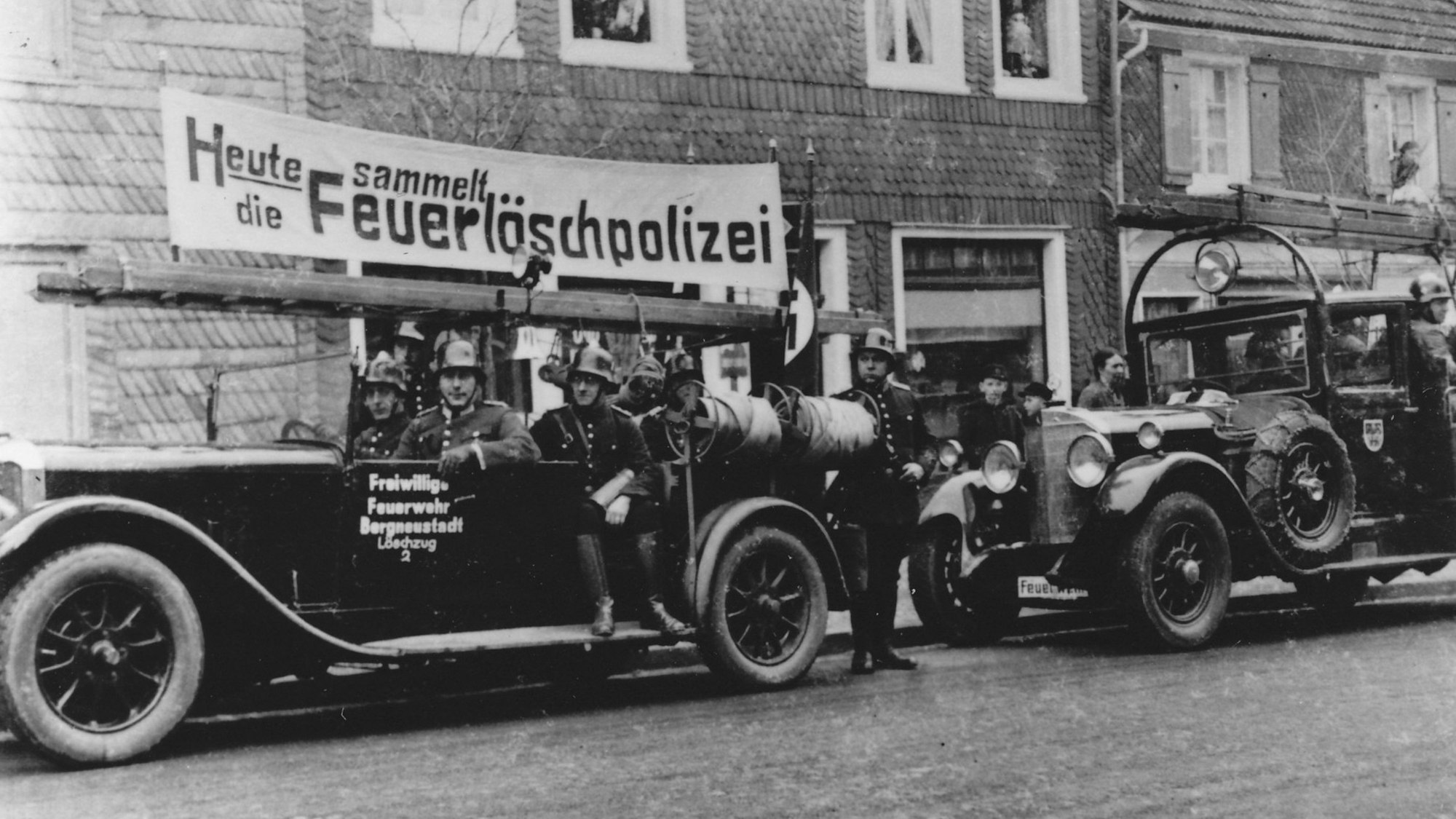 Erstes Löschfahrzeug Mitte der 1930er Jahre.