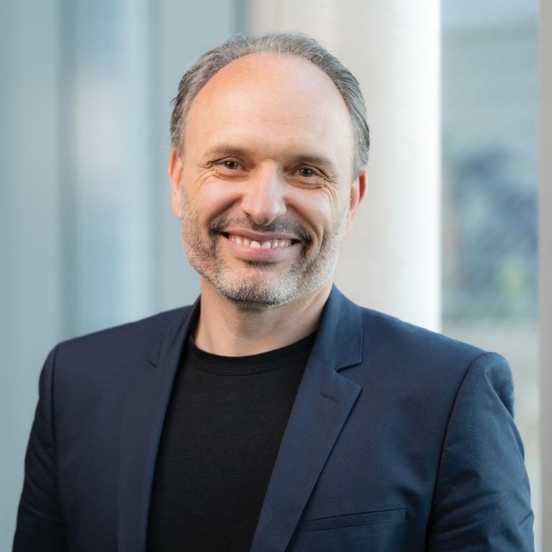 Porträt von Marco Herre, CEO der Business Unit Defense der Deutz AG