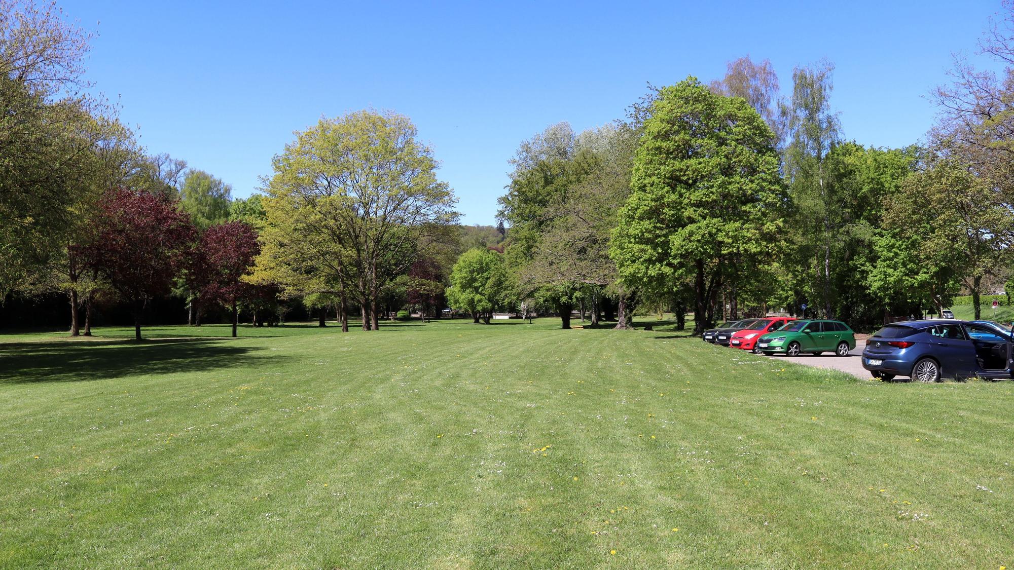Das Bild zeigt den Schleidpark in Bad Münstereifel an der Stelle, an der früher das Parkhotel stand.