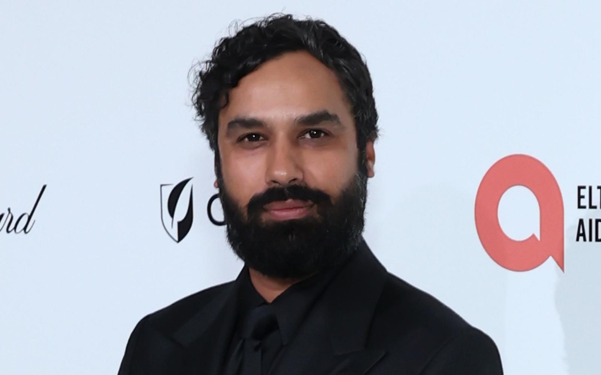 „Big Bang Theory“-Star Kuna Nayyar feiert am 30. April seinen 45. Geburtstag. (Bild: Leon Bennett/Getty Images for Elton John AIDS Foundation)