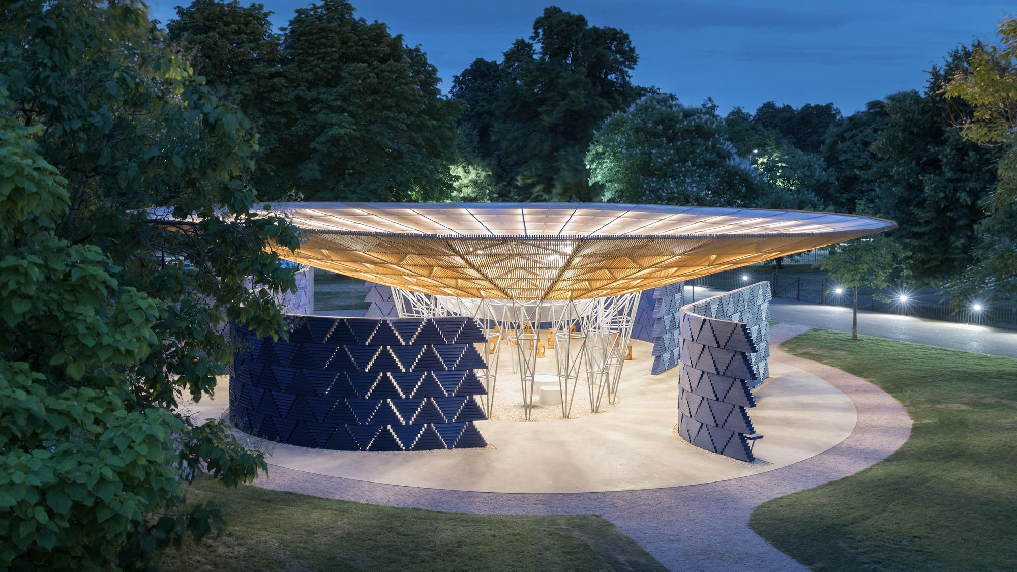 Der Serpentine Pavilion in den Kensington Gardens, London, 2017