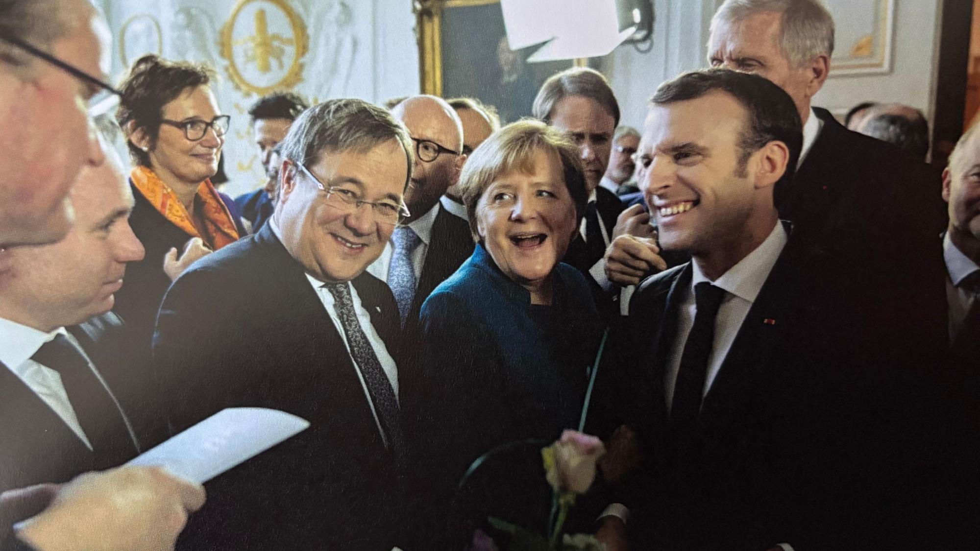 Schnappschuss am Rande des Aachener Vertrags: Armin Laschet, Angela Merkel und Emmanuel Macron.