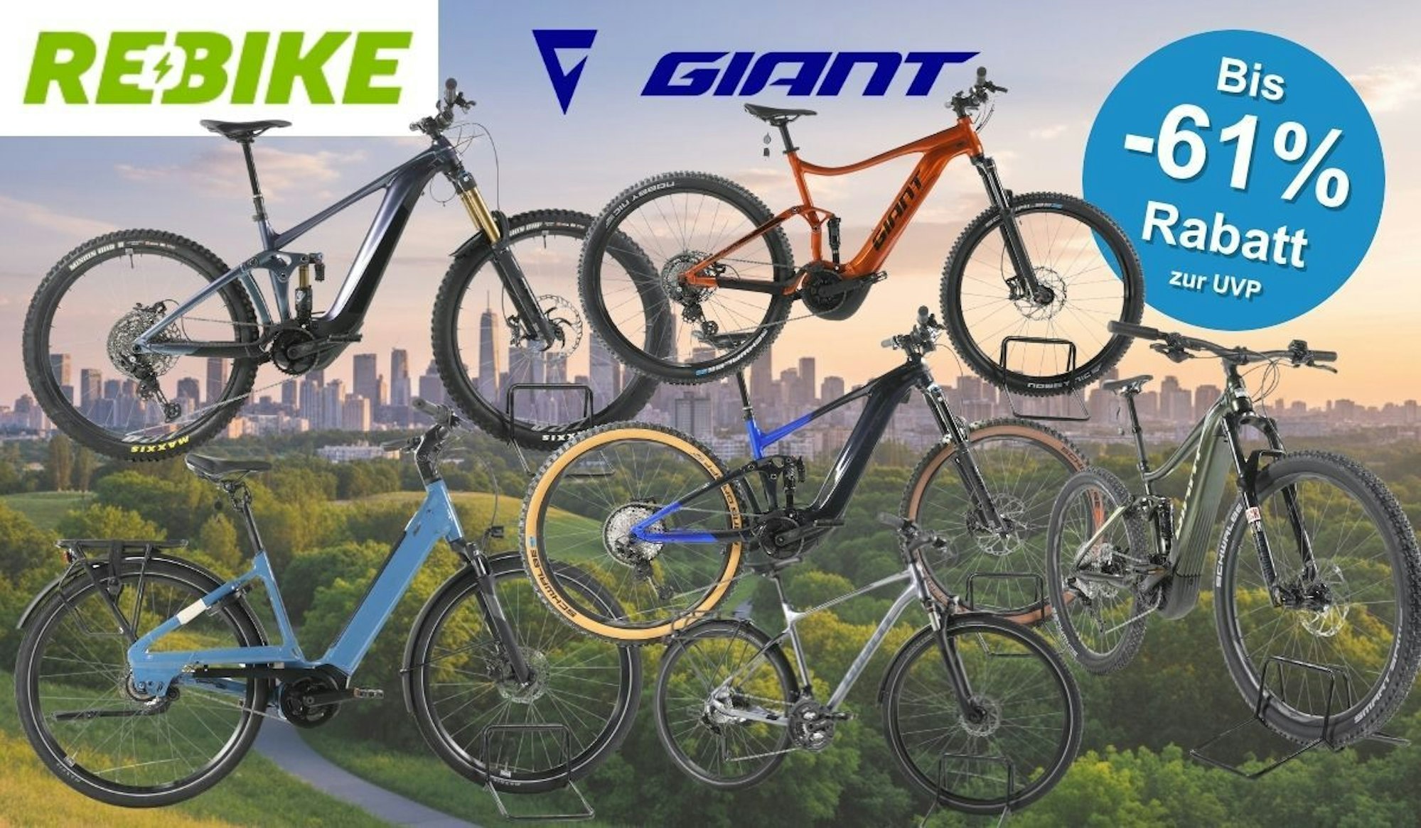 Mehreren refurbished Giant E-Bikes verschiedener Kategorien – darunter vollgefederte E-Mountainbikes, ein City-E-Bike mit tiefem Einstieg sowie Trekking- und SUV-E-Bikes – vor einer Stadtpanorama-Kulisse mit grüner Parklandschaft im Vordergrund. Logos von Rebike und Giant sind oben abgebildet.