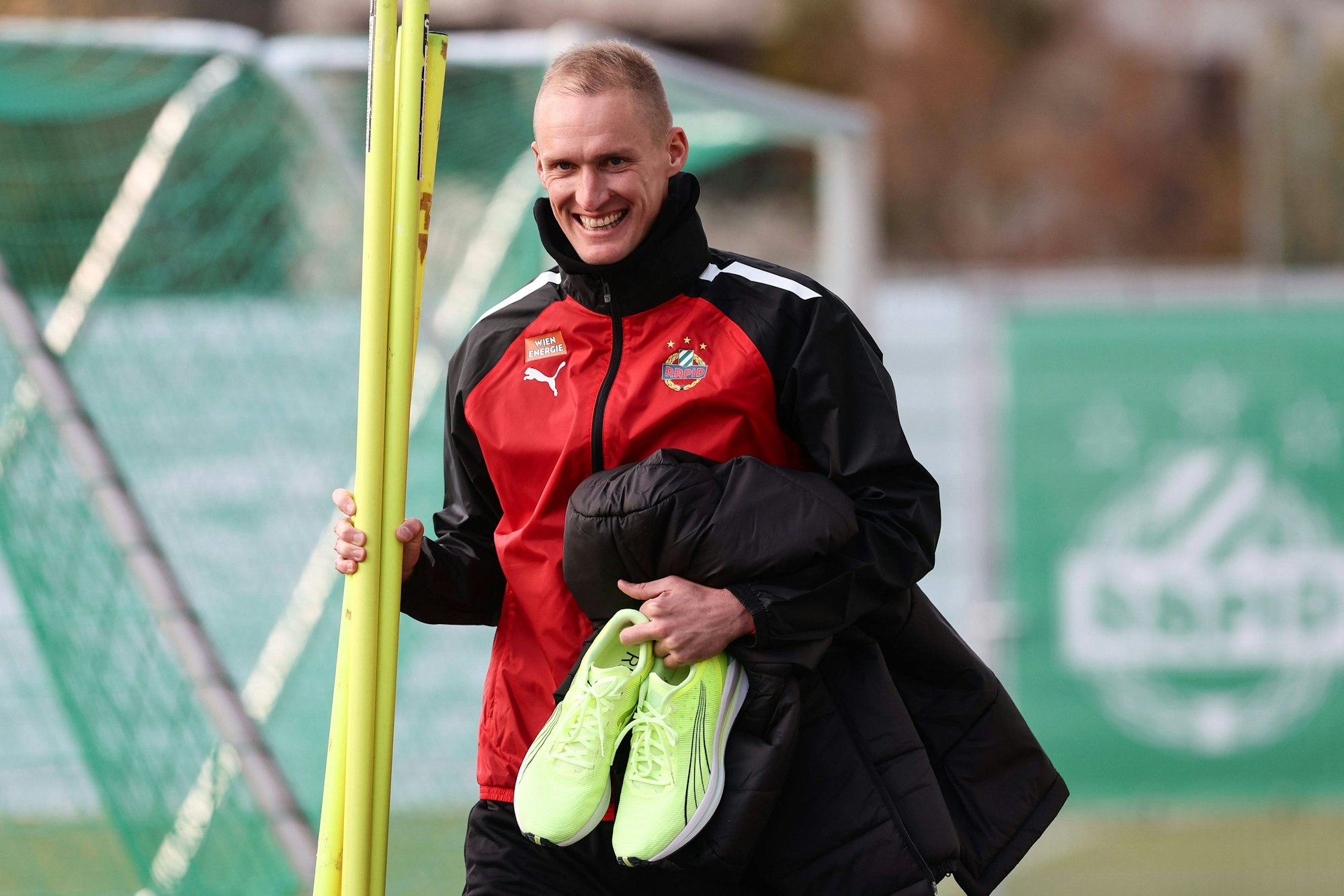 SOCCER - BL, Rapid, training VIENNA,AUSTRIA,21.NOV.23 - SOCCER - ADMIRAL Bundesliga, SK Rapid Wien, training. Image shows assistant coach Thomas Kraus Rapid. PUBLICATIONxNOTxINxAUTxSUIxSWE GEPAxpictures/xArminxRauthner