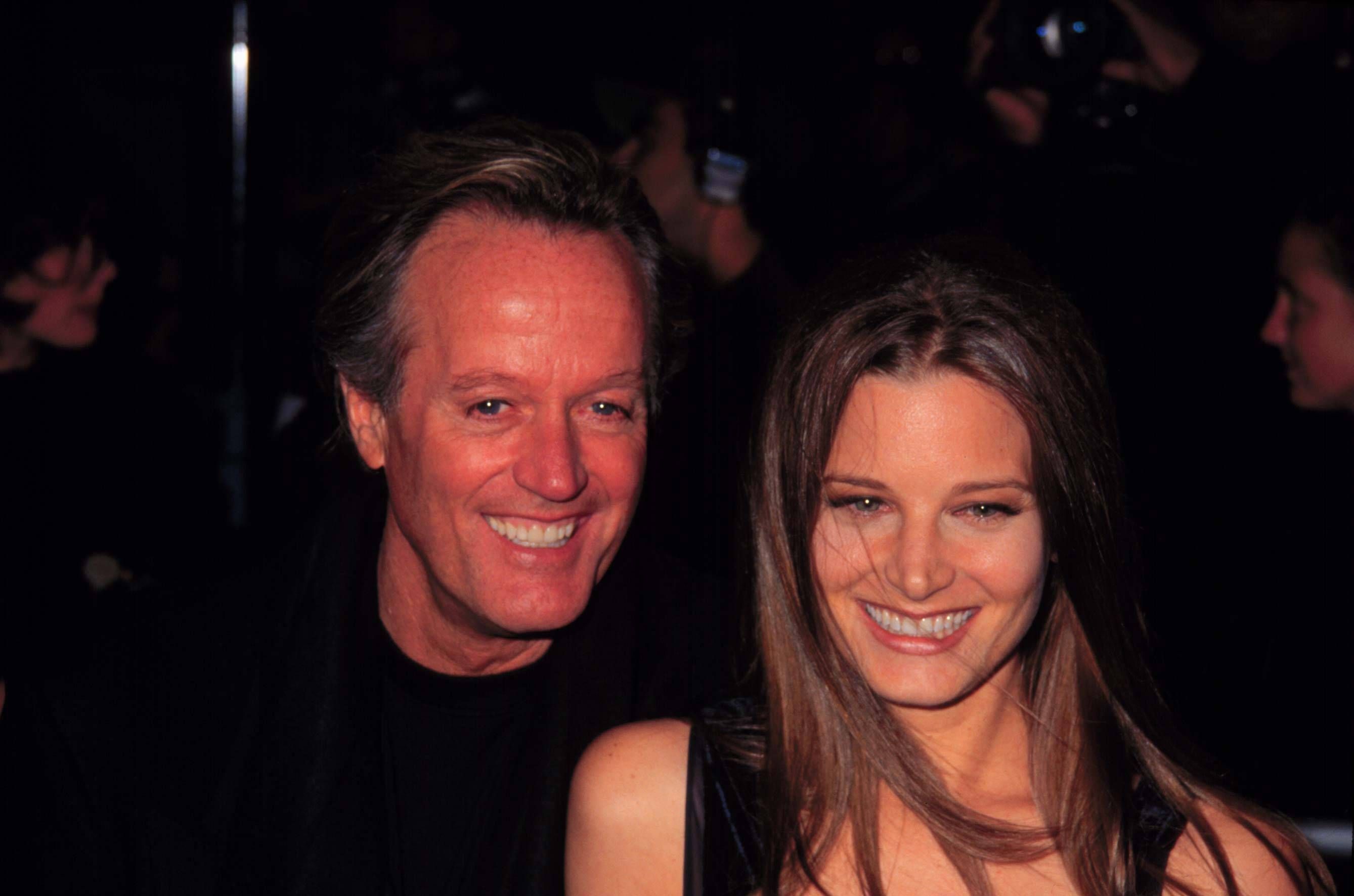 Bridget und Peter Fonda posieren.
