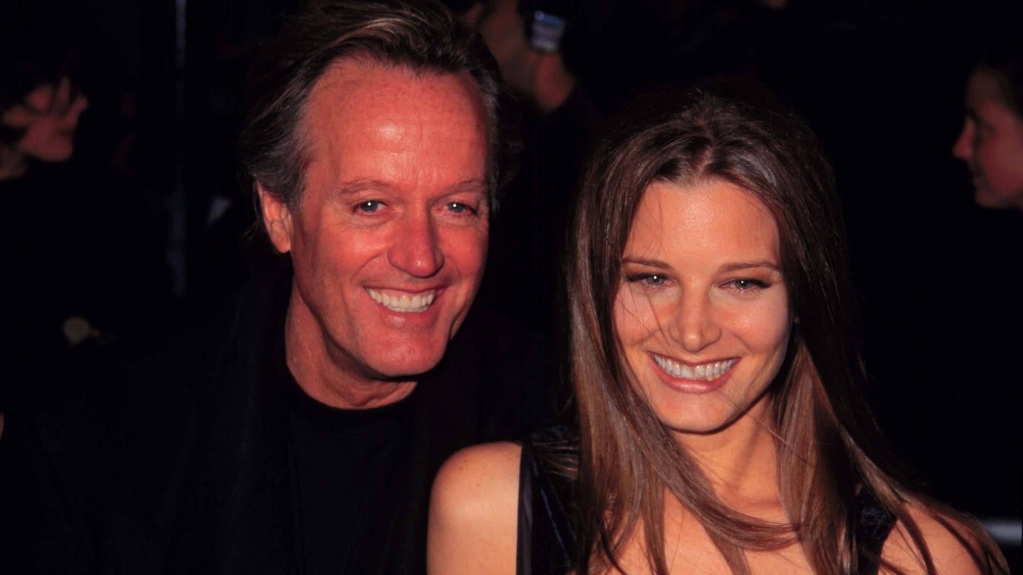 Bridget und Peter Fonda posieren.