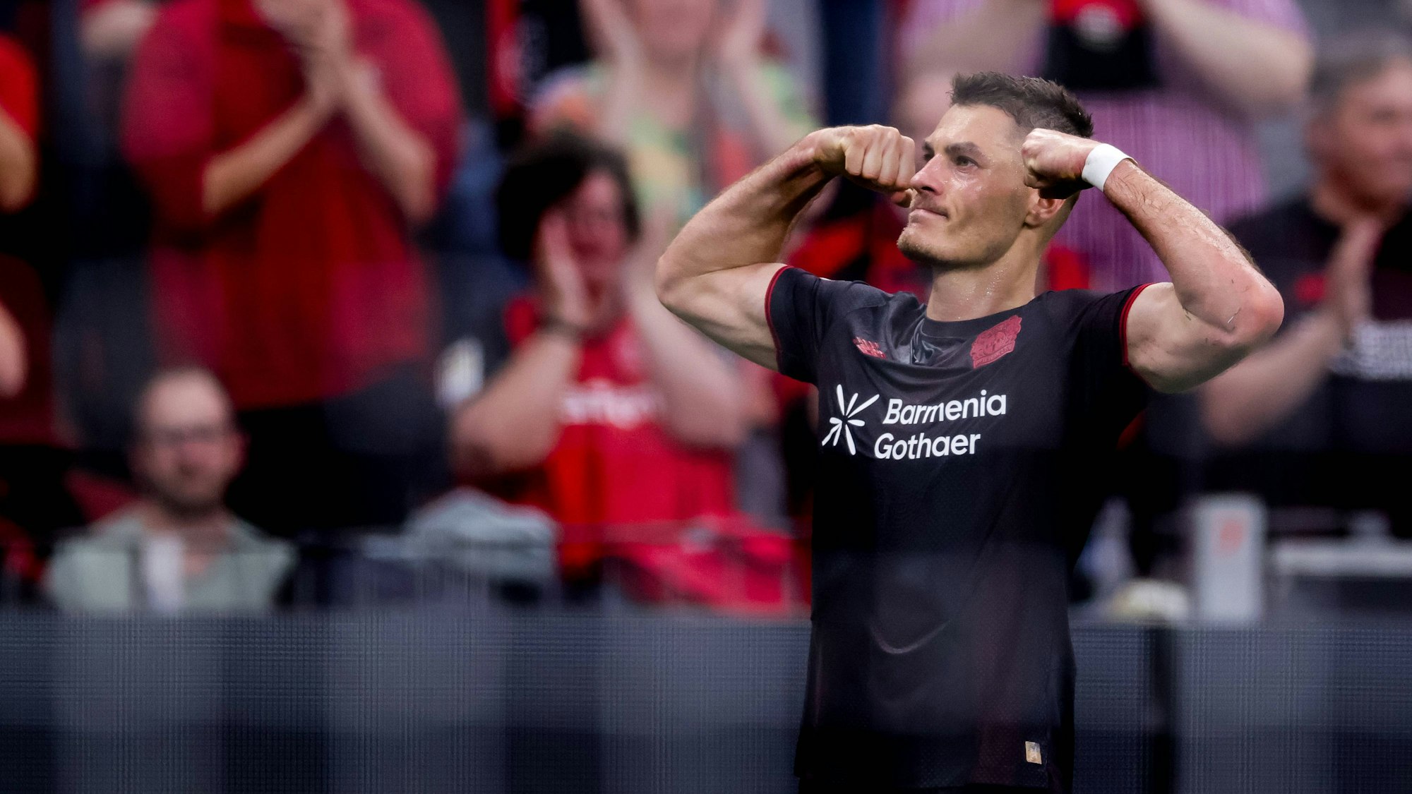 LEVERKUSEN, GERMANY - MAY 3: Patrik Schick of Bayer 04 Leverkusen celebrates after scoring his team s first goal during the Bundesliga match between Bayer 04 Leverkusen and RB Leipzig at the BayArena on May 3, 2026 in Leverkusen, Germany. PUBLICATIONxINxGERxSUIxAUTxONLY Copyright: xRenexNijhuis/MBxMediax
