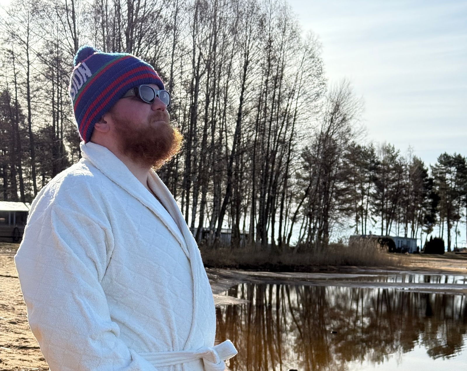 Die Idylle in Schweden schwindet mit der schwarzen Box. (Bild: RTL / Endemol Shine / Marko Cvitanovic)