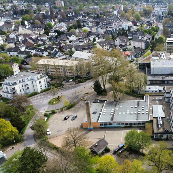 Das Schulzentrum in Leichlingen wird wegen zu hoher PCB-Belastung komplett neu geplant. Drei Varianten dafür werden jetzt weiterverfolgt.