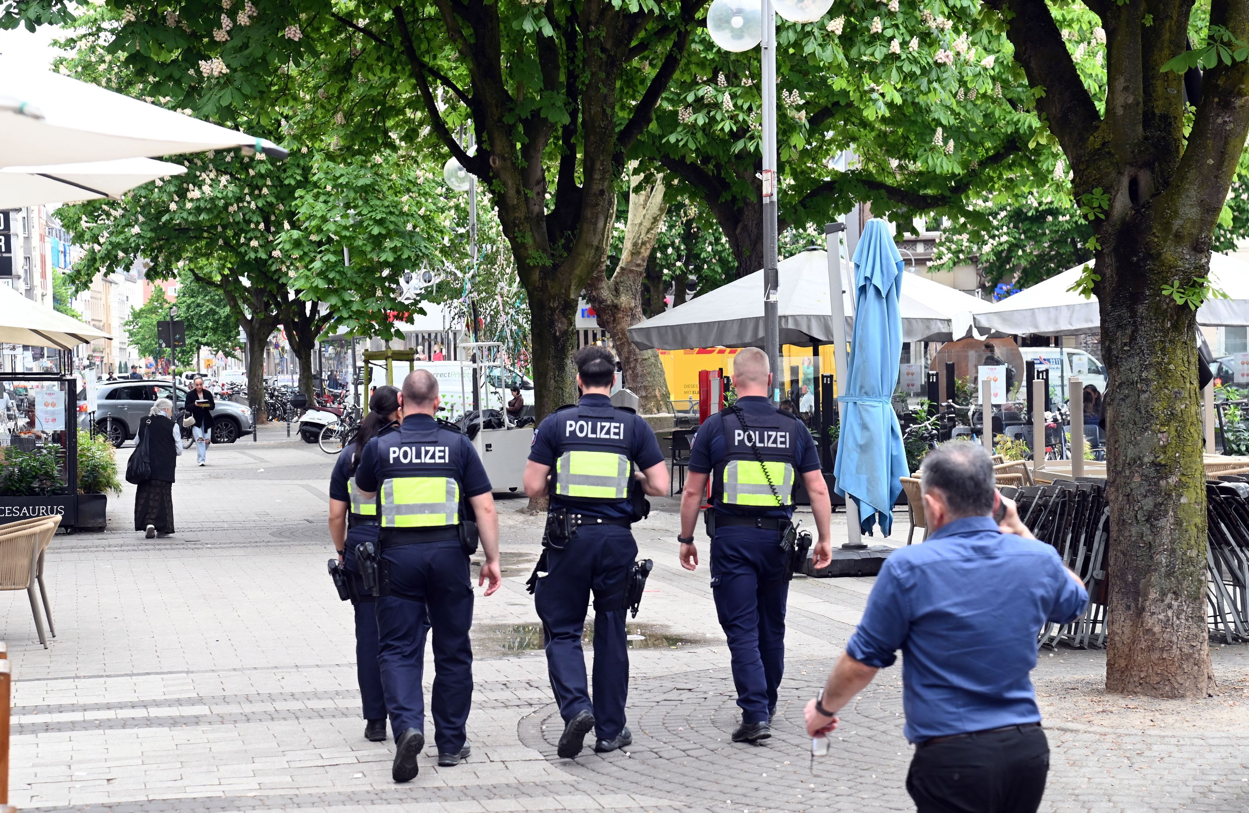 Der Friesenplatz ist zum neuen Treffpunkt der Drogenszene geworden.