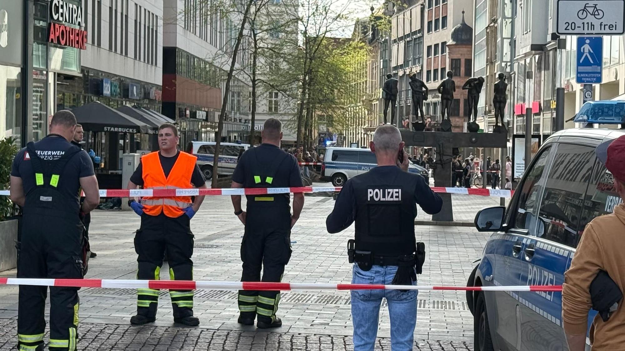 Das Unglück ereignete sich in der Nähe des Augustusplatzes. Ein Kriseninterventionsteam ist vor Ort.