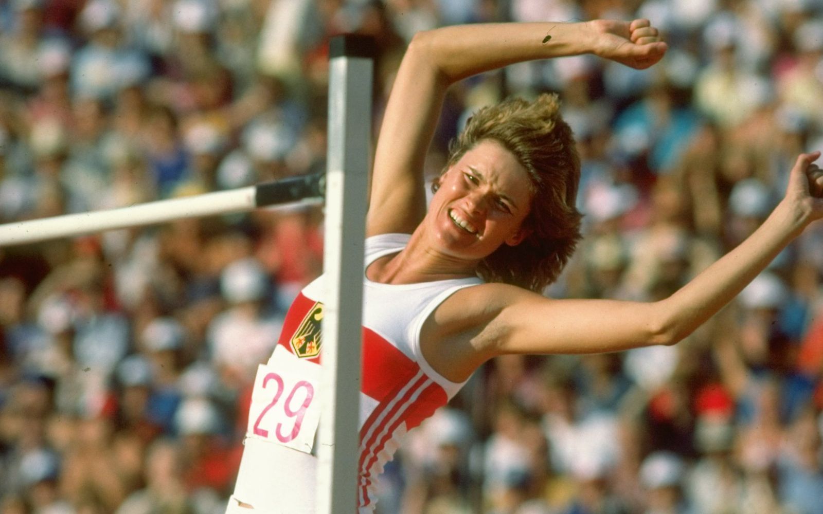 Bei den Olympischen Spielen in Los Angeles 1984 wurde Ulrike Meyfarth zum zweiten Mal Olympiasiegerin im Hochsprung. (Bild: Tony  Duffy/Allsport/Getty Imagaes)