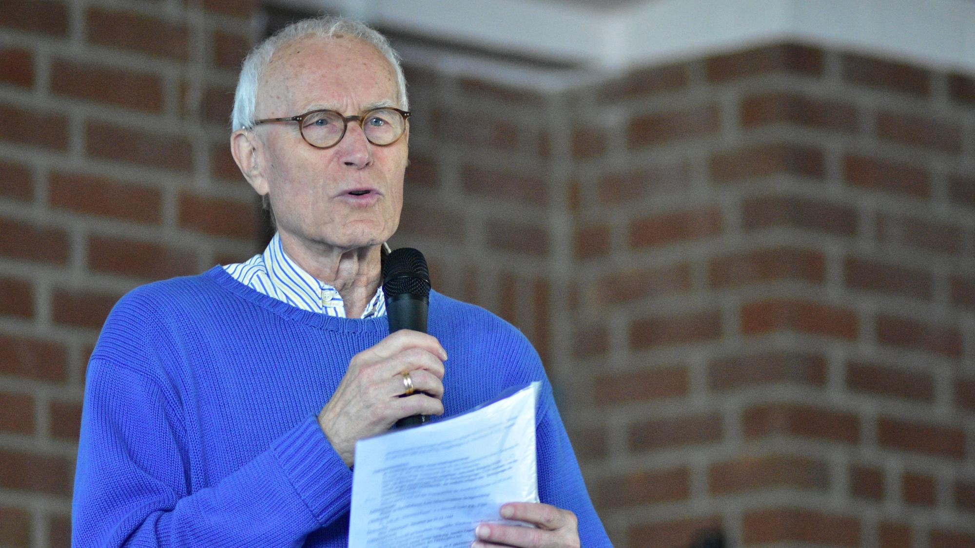 Thomas Gabelin spricht über seine Familie und ihr Überleben im KZ Theresienstadt.