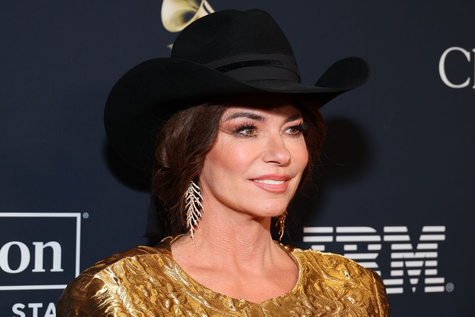 Shania Twain wuchs in großer Armut auf - und unter der Knute eines brutalen Stiefvaters. (Bild: Leon Bennett/Getty Images for The Recording Academy)
