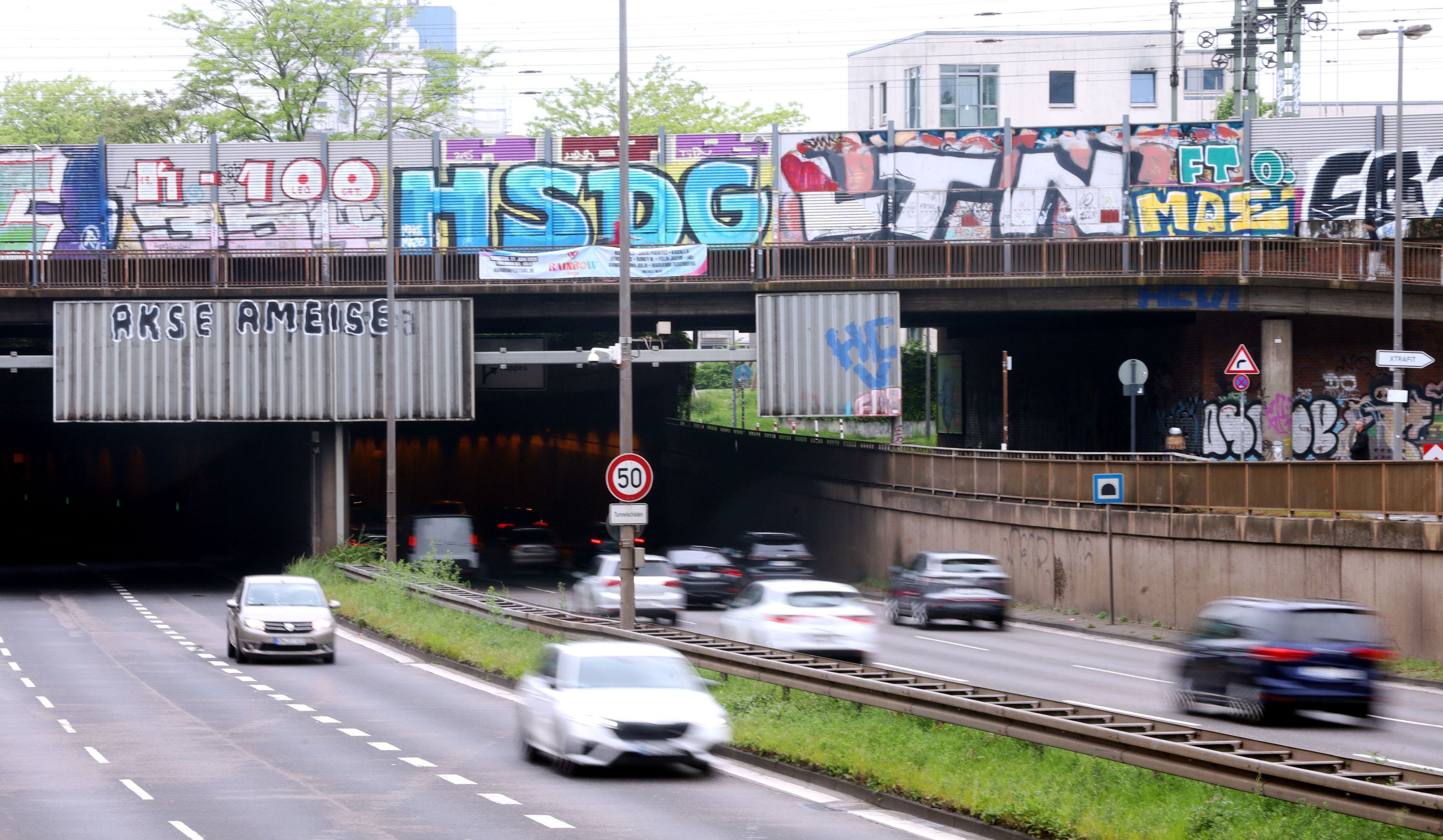 Die Stadt Köln will den Herkulestunnel seit mehr als einem Jahrzehnt sanieren.