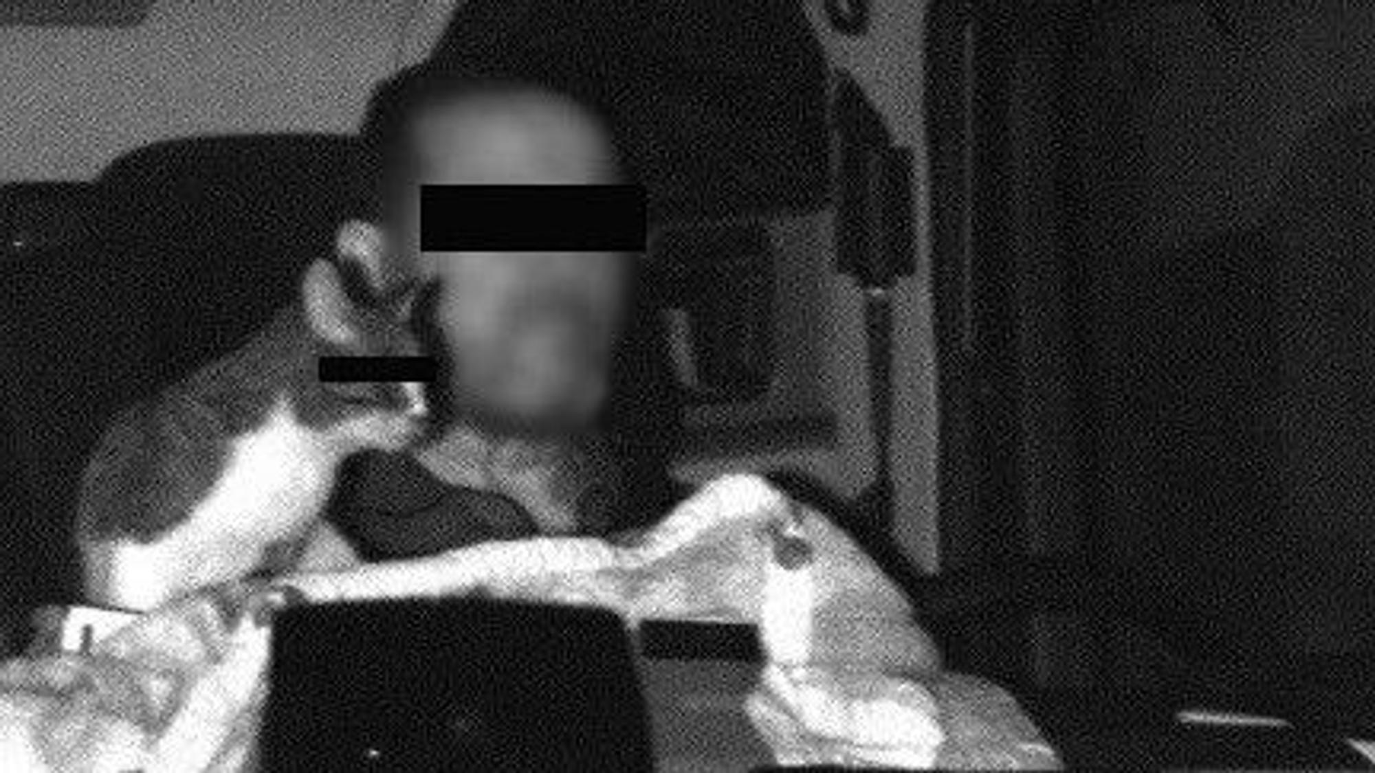Blitzerfoto vom Lkw-Fahrer mit Begleitung: Bei der Polizei in Dortmund meldete sich eine Bürgerin, die die Katze wiedererkannt haben wollte.