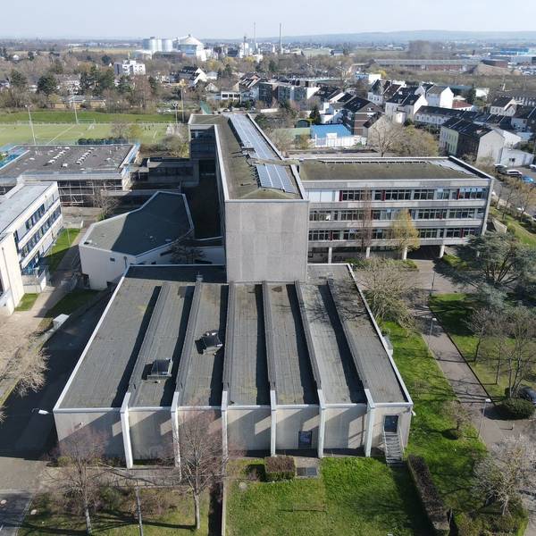Das Luftbild zeigt das Euskirchener Stadttheater.