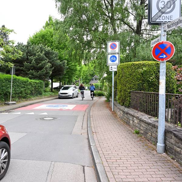 Das Foto zeigt den Hasenweg in Bergisch Gladbach