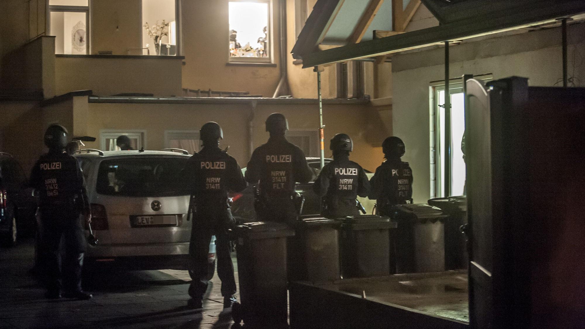 Razzia in der Kaiserstraße bei der stadtbekannten Großfamilie Goman Foto: Ralf Krieger