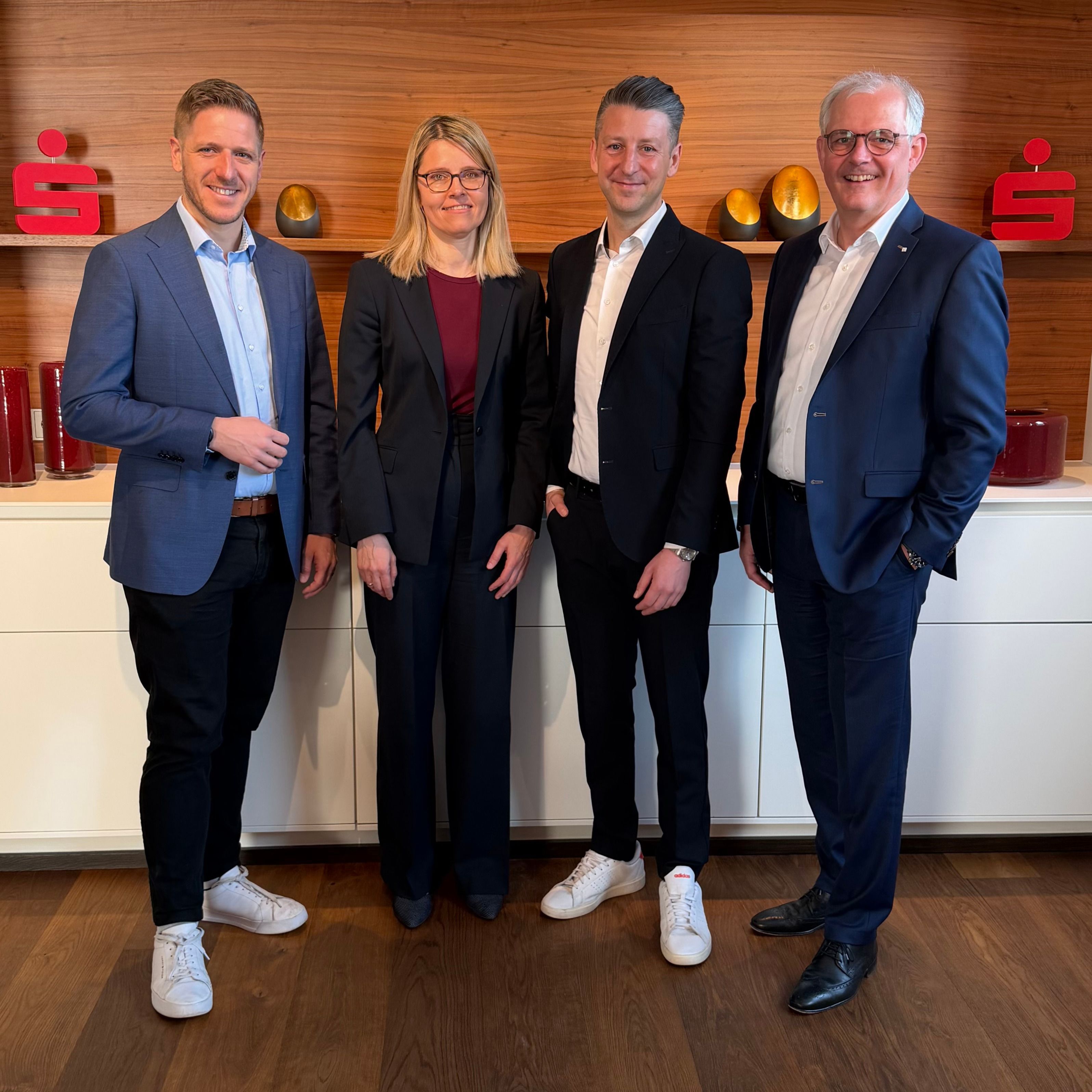 Gruppenfoto der genannten Personen.