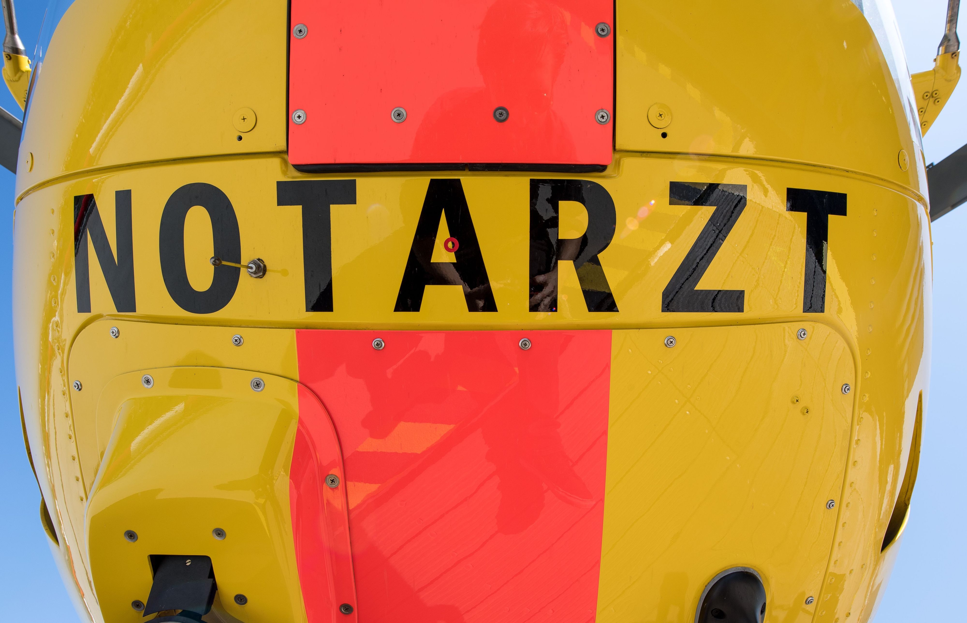 Ein Rettungshubschrauber landete in Köln-Deutz. (Symbolfoto)
