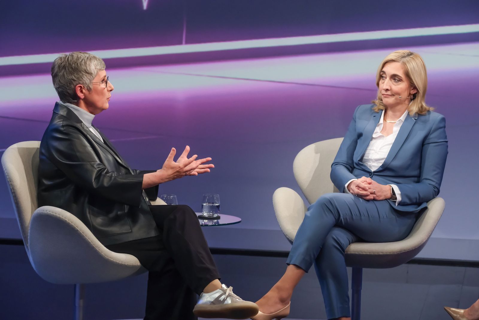Grünen-Politikerin Britta Haßelmann (links) kritisierte den Reformentwurf von Bundesgesundheitsministerin Nina Warken (CDU) scharf. (Bild: WDR / Oliver Ziebe)