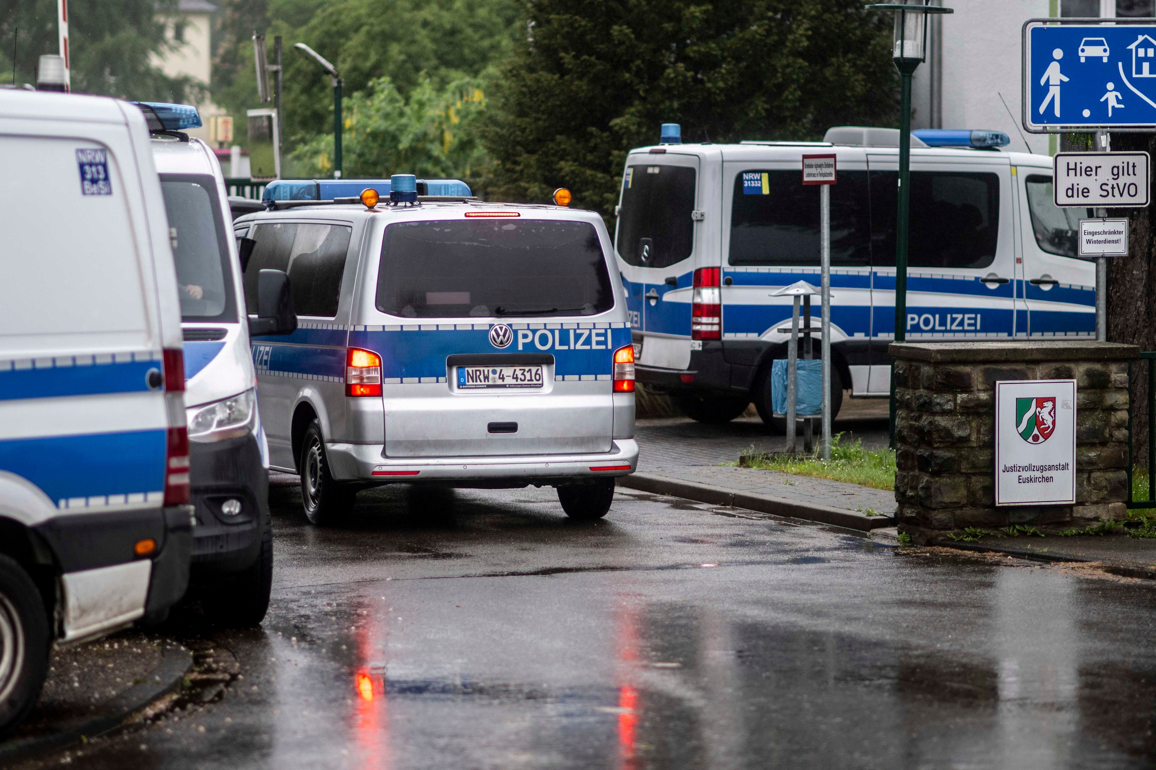 Die Razzia startete am Mittwochmorgen an der JVA Euskirchen.