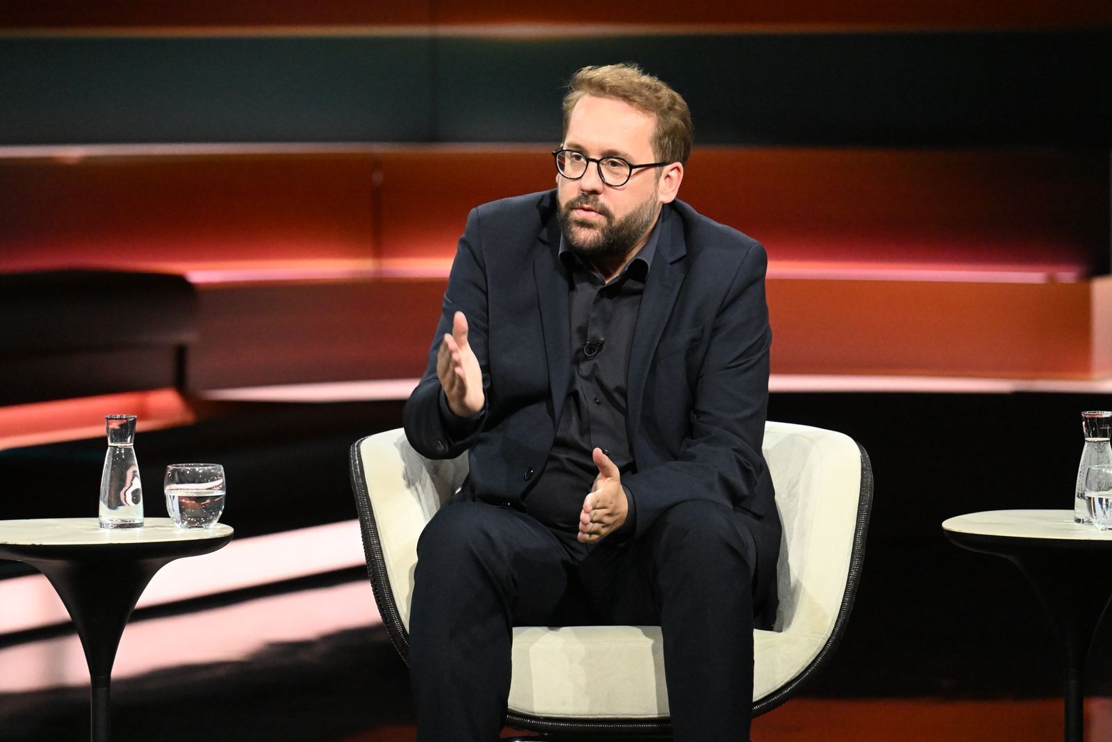Paul Ronzheimer kritisierte, dass es in der Koalition viel mehr „persönliche Angriffe von Spitzenpolitikern gegen Spitzenpolitiker“ gebe. (Bild: ZDF/ Cornelia Lehmann)