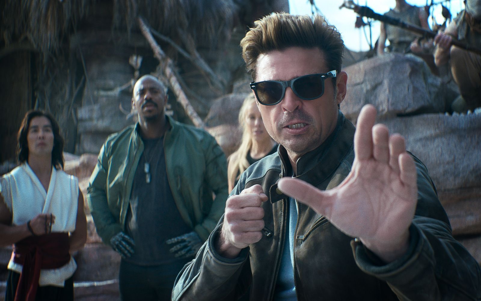 Karl Urban verkörpert Johnny Cage, eine Figur, die „Mortal Kombat“-Fans bereits aus dem allerersten Videospiel aus dem Jahr 1992 kennen. (Bild: 2025 Warner Bros. Entertainment)
