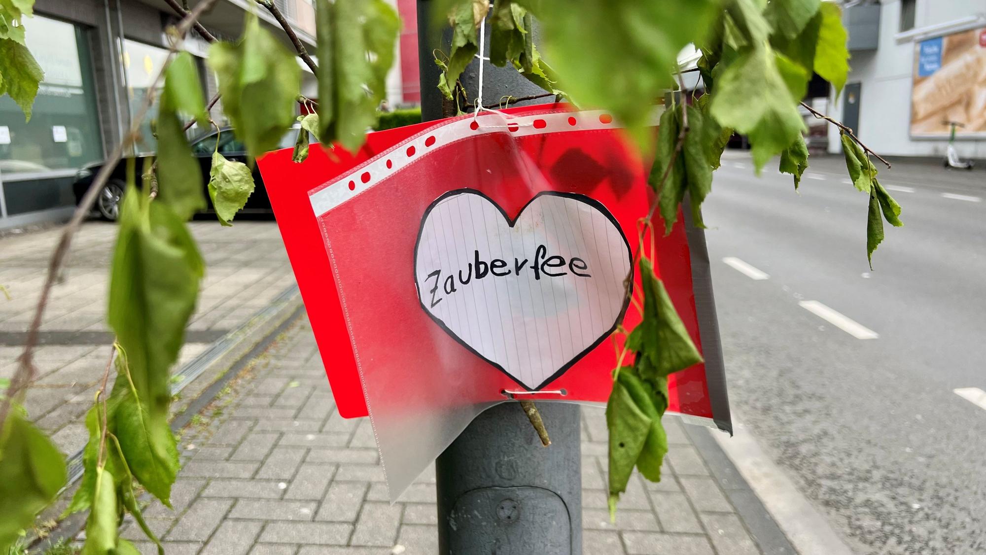Dieses Herz hat der unbekannte Verehrer an eine Zauberfee vergeben.