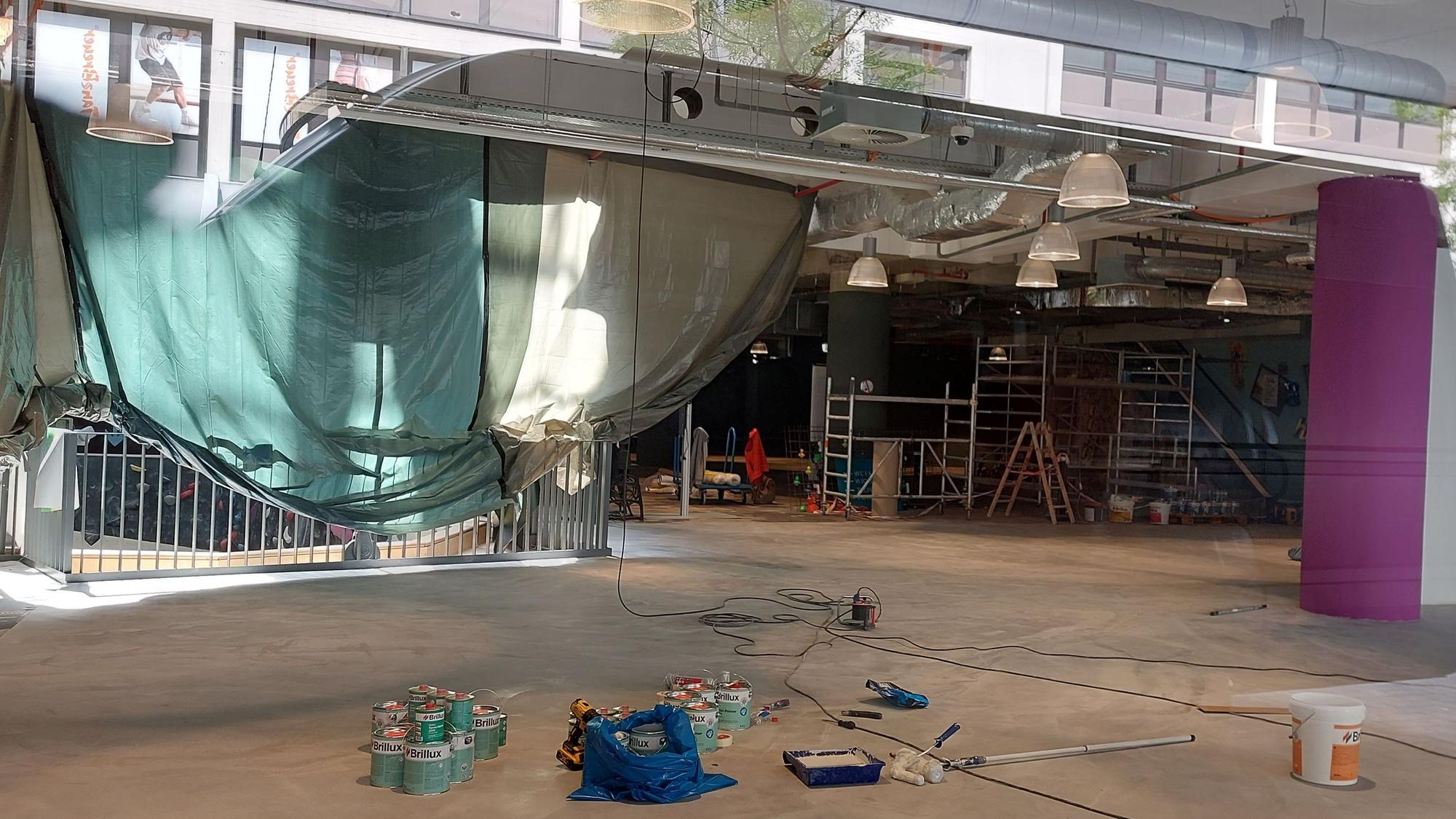 Unter dem neuen Namen "MO.Life" eröffnet am Wochenende das bisherige Happy Franky an der Troisdorfer Fußgängerzone. Seit Ende Februar wurde umgebaut und renoviert
Explorado