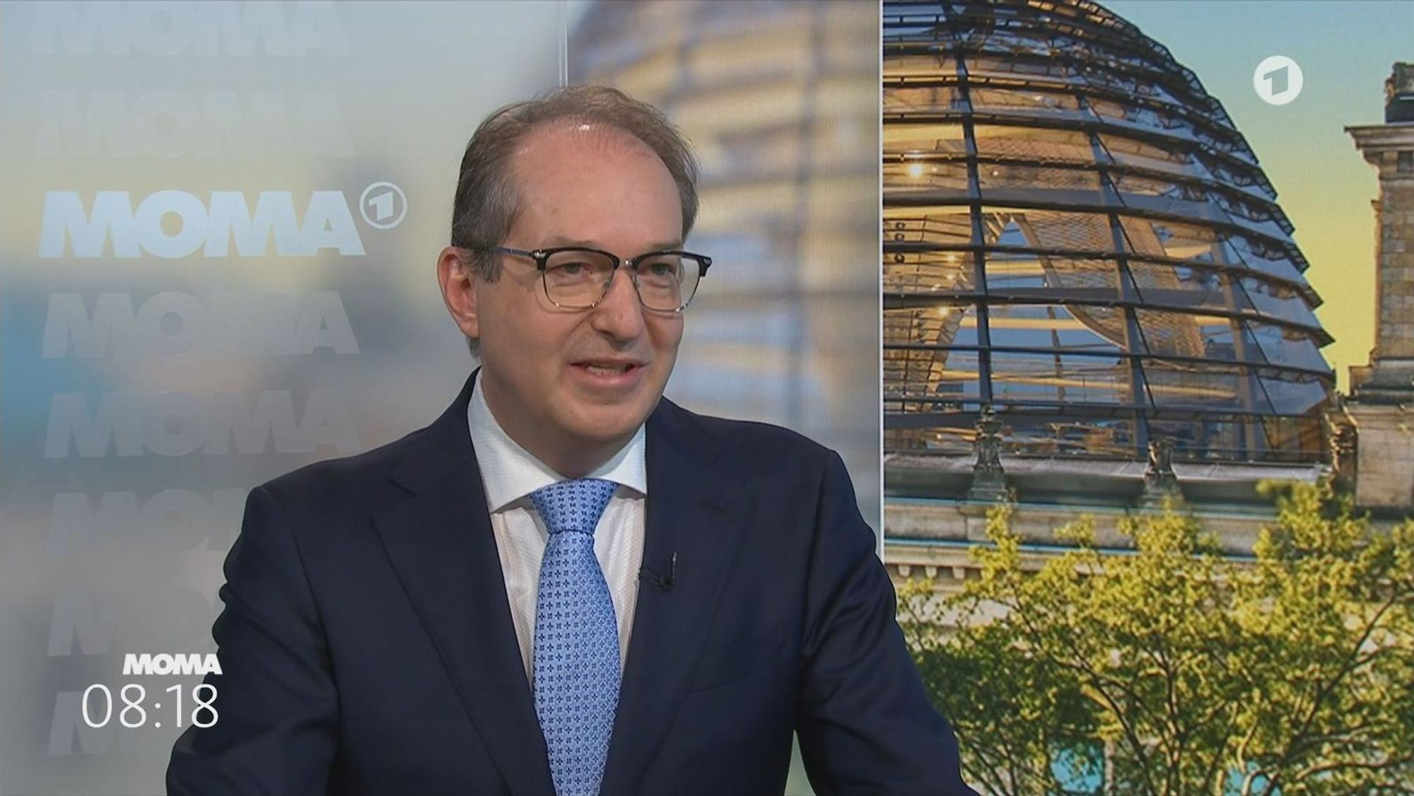 Innenminister Alexander Dobrindt sprach im ARD-Moma über die im Vorjahr angekündigte „Migrationswende“. (Bild: ARD)