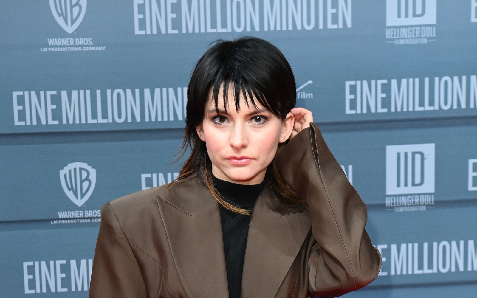 Romina Küper (34) blickt inzwischen auf eine bewegte Karriere: Sie spielte bereits in Serien wie „Notruf Hafenkante“, „Soko Leipzig“, „Polizeiruf 110“ und „Totenfrau“. Derzeit arbeitet sie an ihrem ersten eigenen Filmprojekt mit dem Titel „Hyper Baby“. (Bild: 2024 Getty Images/Matthias Nareyek)