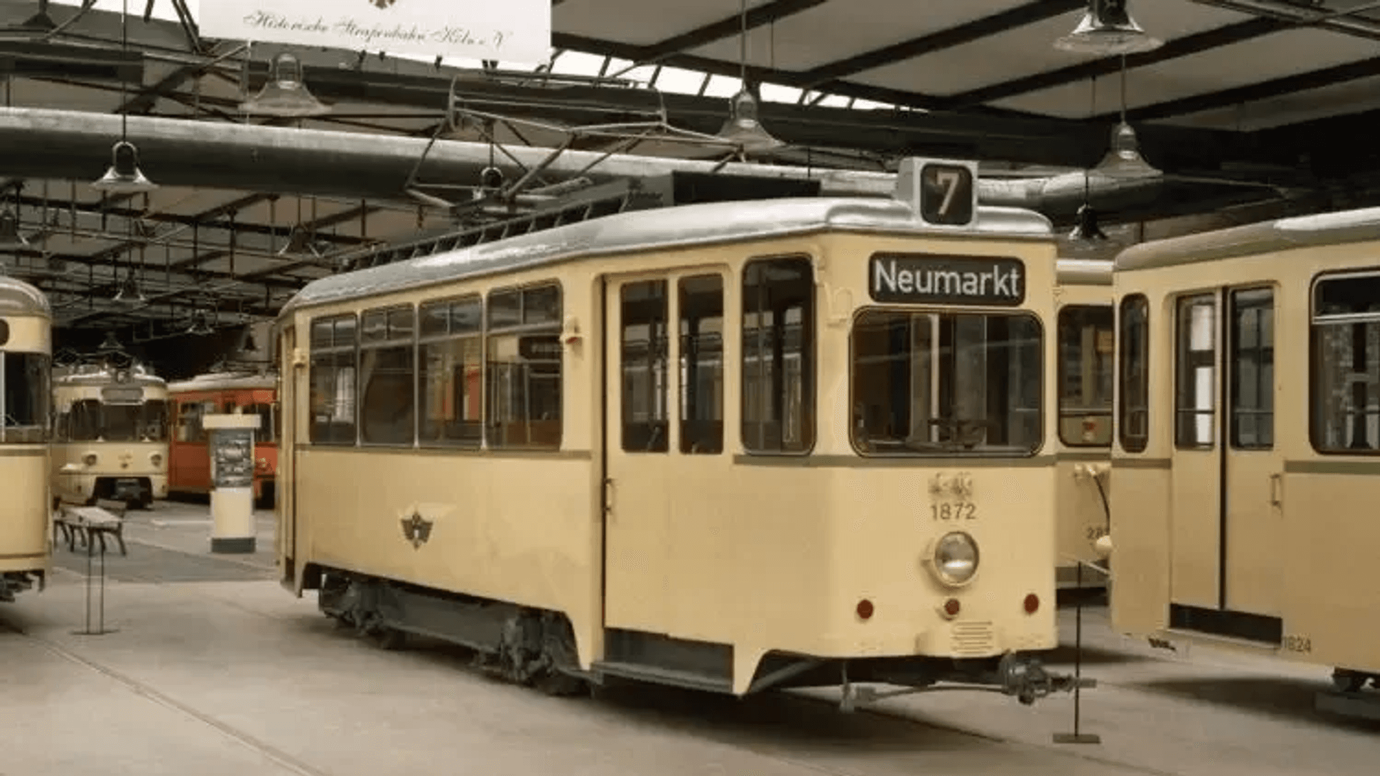 Der Aufbauwagen von 1872 im Straßenbahn-Museum Thielenbruch.
