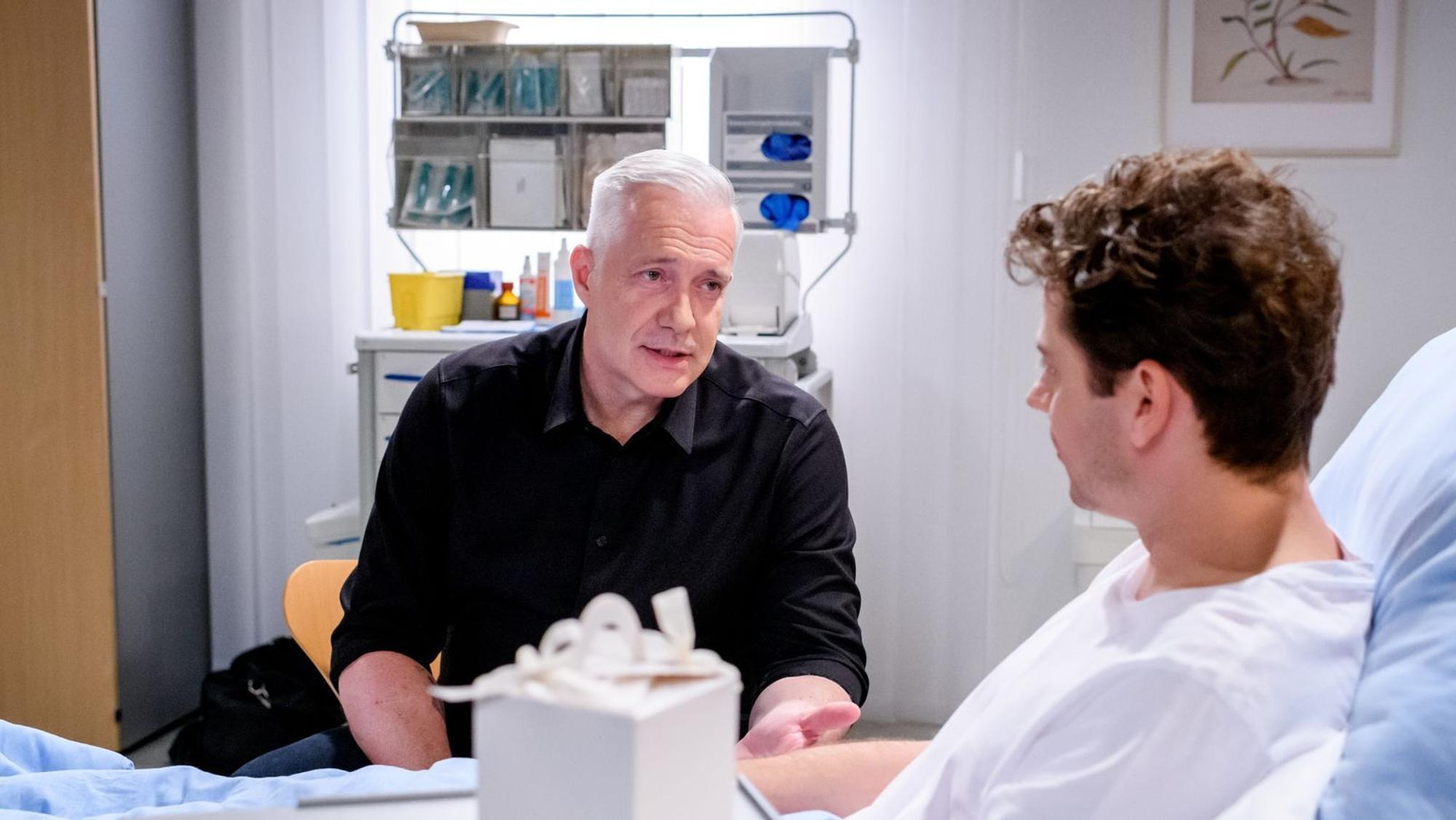 Sternekoch Alexander Herrmann hat einen Gastauftritt in der ARD-Telenovela „Sturm der Liebe“. (Bild: ARD / Christof Arnold)