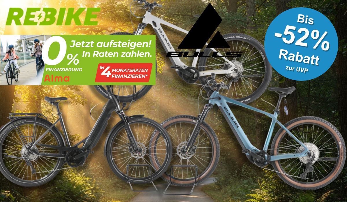 3 verschiedene E-Bikes von Bulls vor einem Fahrradweg.