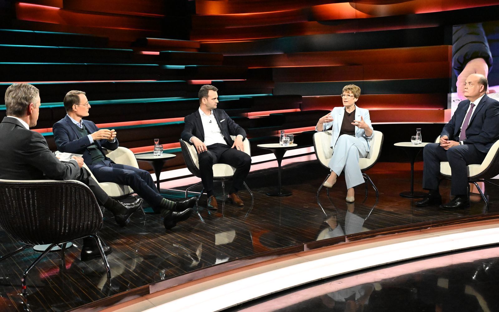 Bei „Markus Lanz“ stand am Donnerstagabend unter anderem der Bundeshaushalt im Fokus der Diskussion. (Bild: ZDF / Cornelia Lehmann)