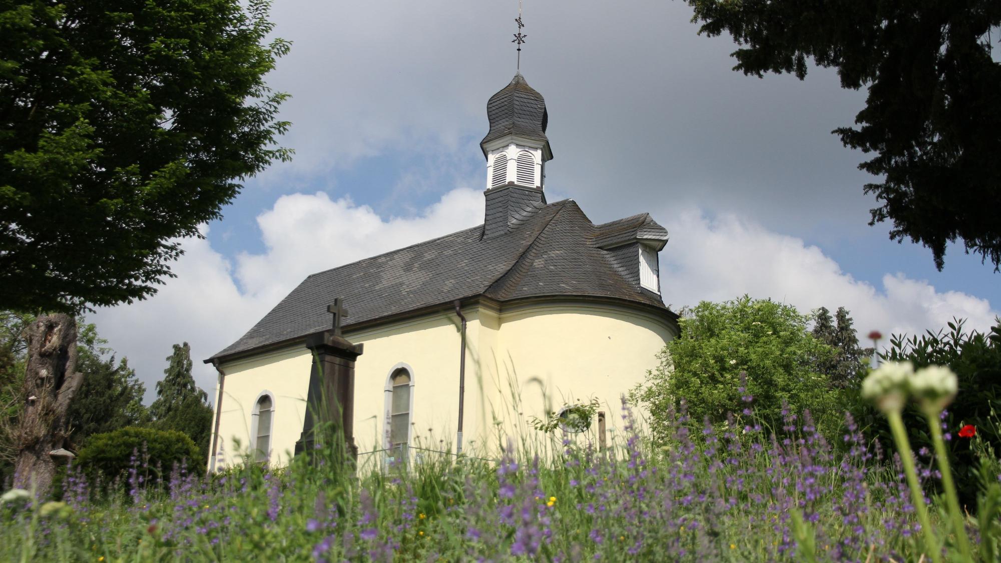 Die Nepomuk-Kapelle ist älter als der Friedhof an der Siegburger Johannesstraße.