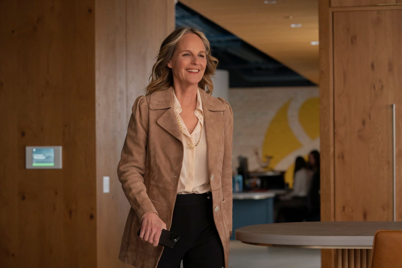 Zuletzt hatte Helen Hunt eine wiederkehrende Rolle als Tv-Produzenttin der HBO-Max-Comedyserie „Hacks“. (Bild: HBO Max)