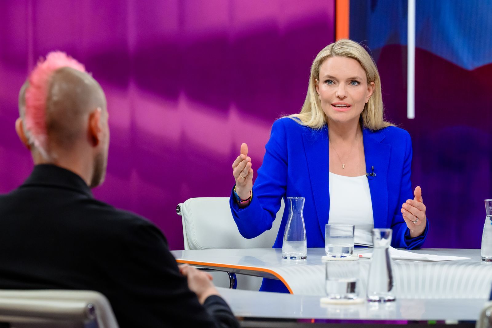 ZDF-Rechtsexpertin Sarah Tacke machte sich für eine Digital-Abgabe für Big-Tech-Unternehmen stark. (Bild: ZDF/Svea Pietschmann )